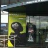 Panneau vitrine impression grand format sur dibond communication extérieure