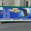 Panneau Forex collé sur container grand format signalétique extérieure faucons impression résistante intempéries