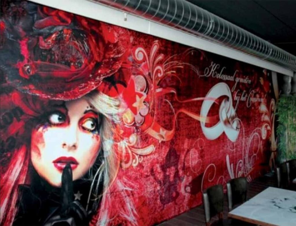 Papier peint Basicwall 370g impression grand format portrait féminin rouge pour décoration murale intérieure B2B